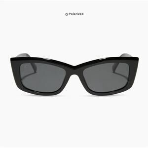 NEW DIME. women's olympic cat eye sunglasses in black/grey